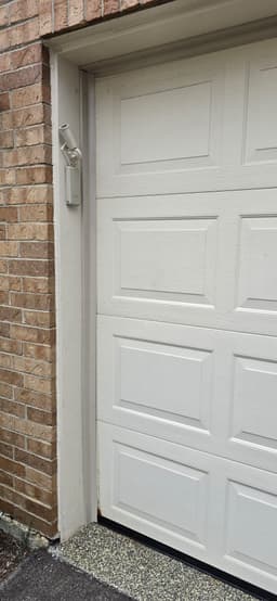 Professional Weatherstripping & Bottom Rubber Seal Replacement in Buffalo Grove, IL